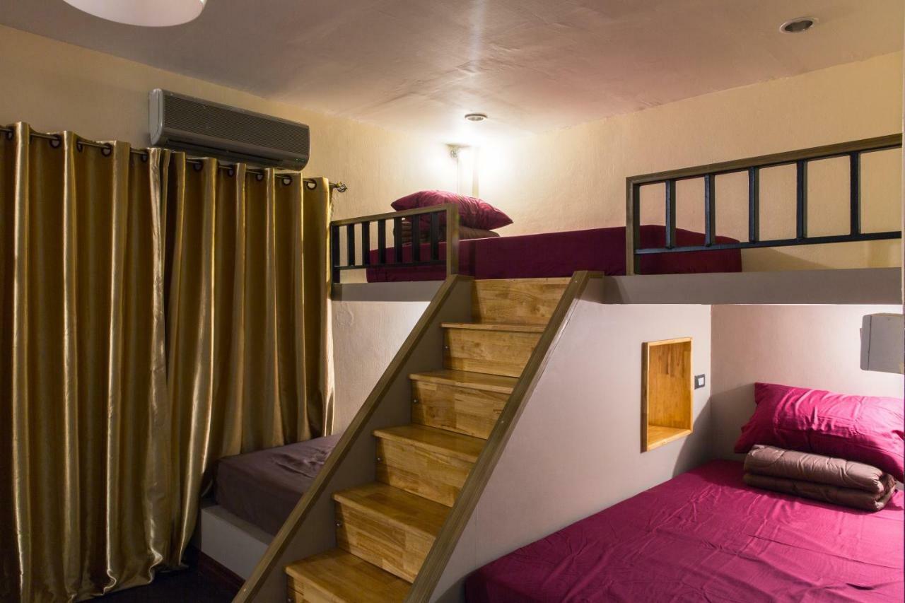 Sleeplizm Hostel (Adults Only) Bangkok Eksteriør billede