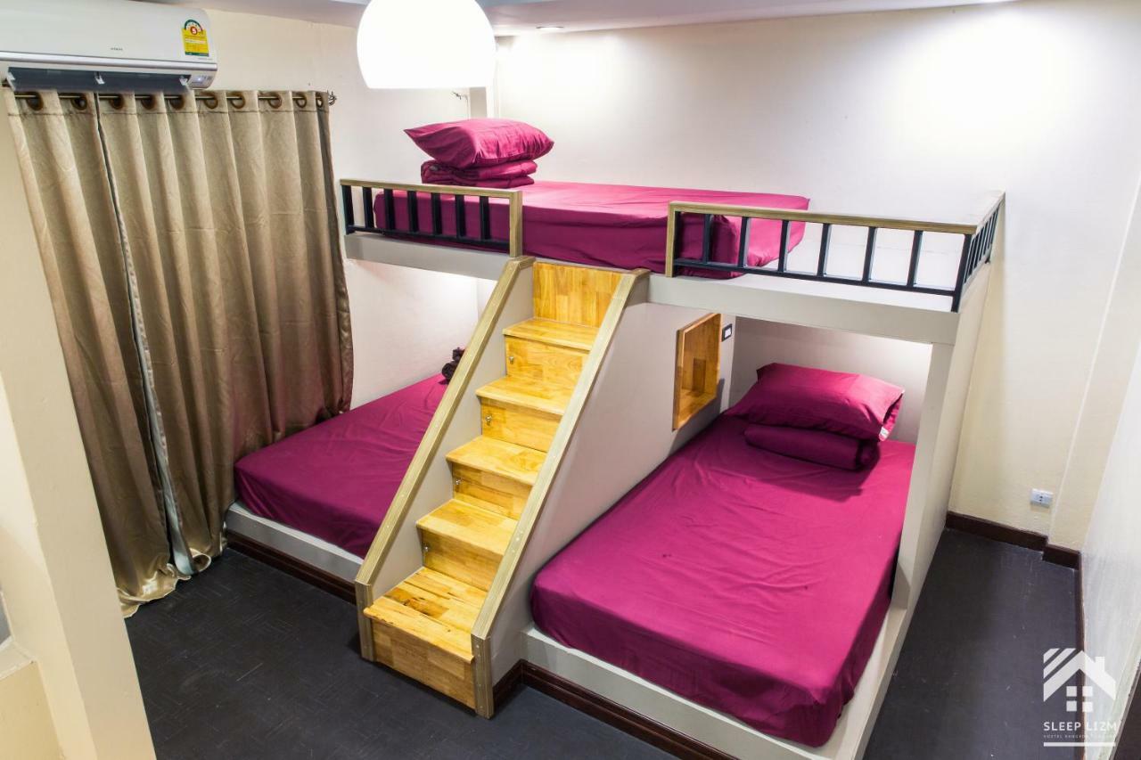 Sleeplizm Hostel (Adults Only) Bangkok Eksteriør billede